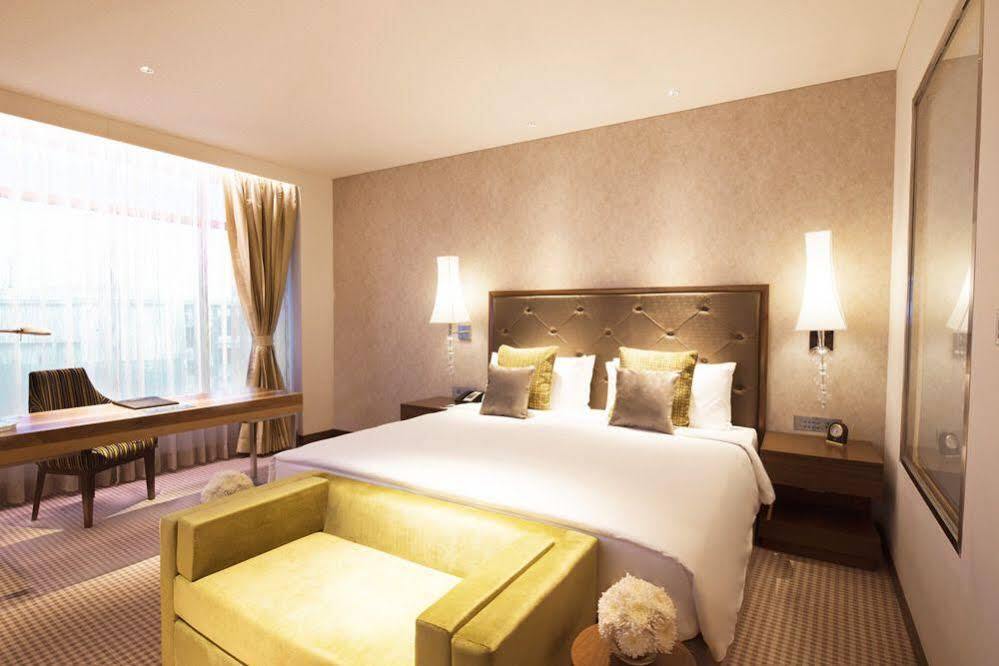 Taj Swarna, Amritsar Hotel Kültér fotó Deluxe Room